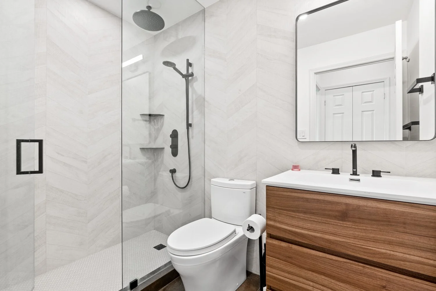 650 Mt Pleasant_030.jpg