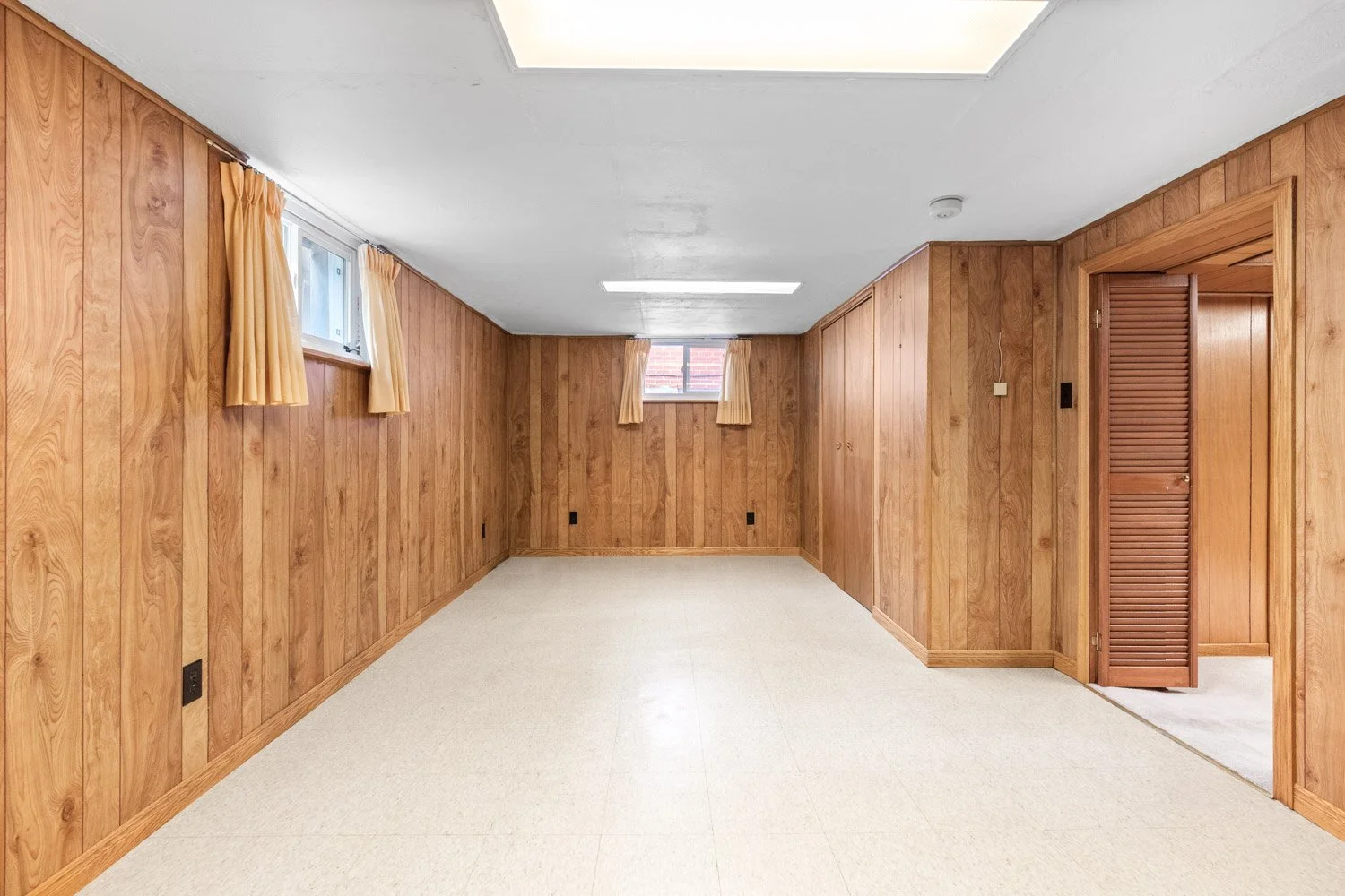114 Gracefield_026.jpg