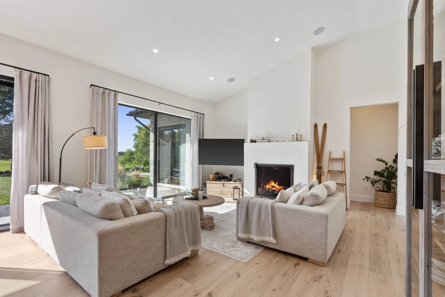 17006 Mccowan_026.jpg