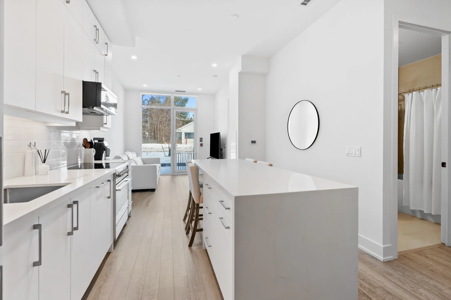 2075 King Rd_005.jpg