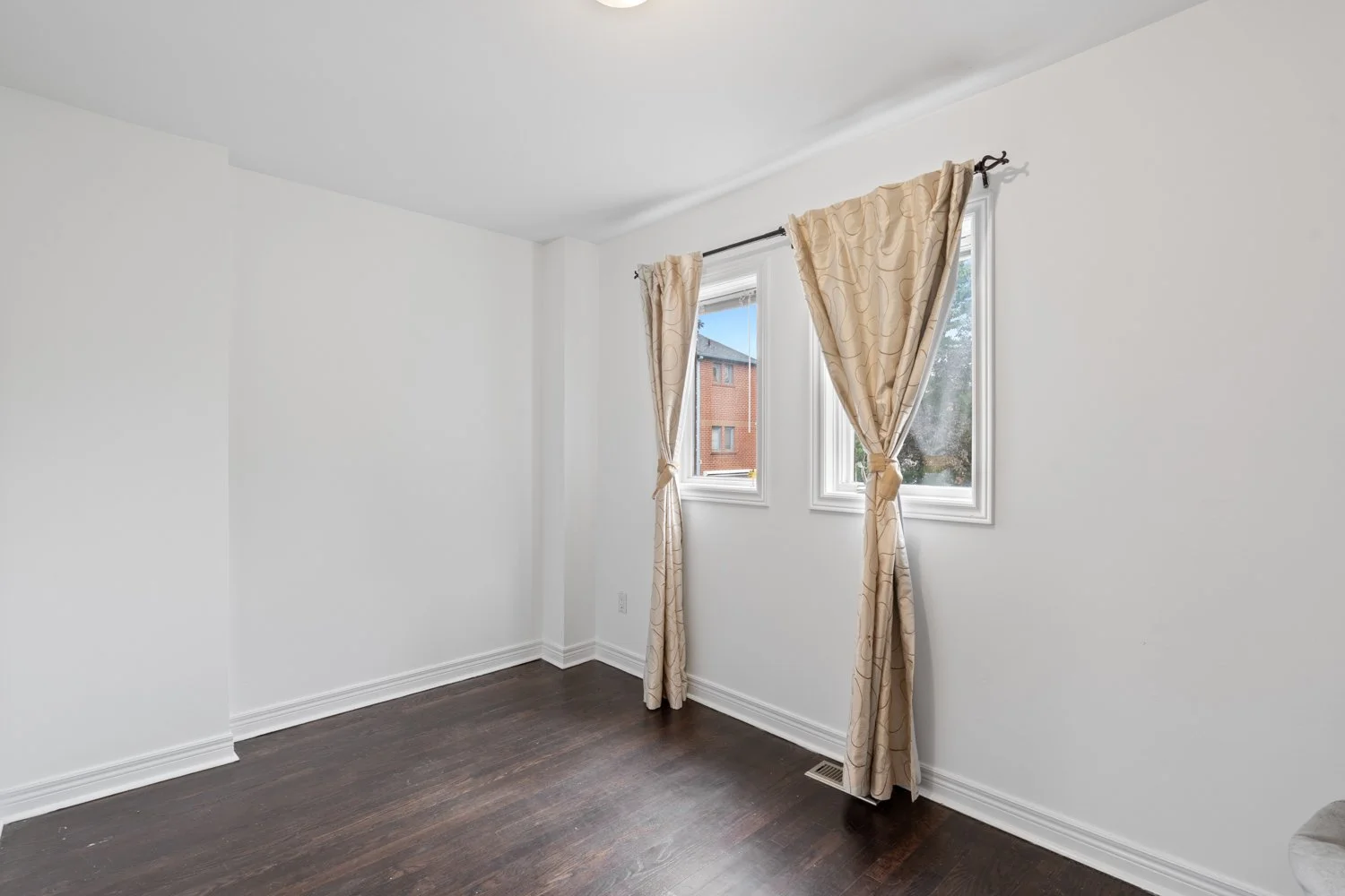 185 Lippincott_020.jpg