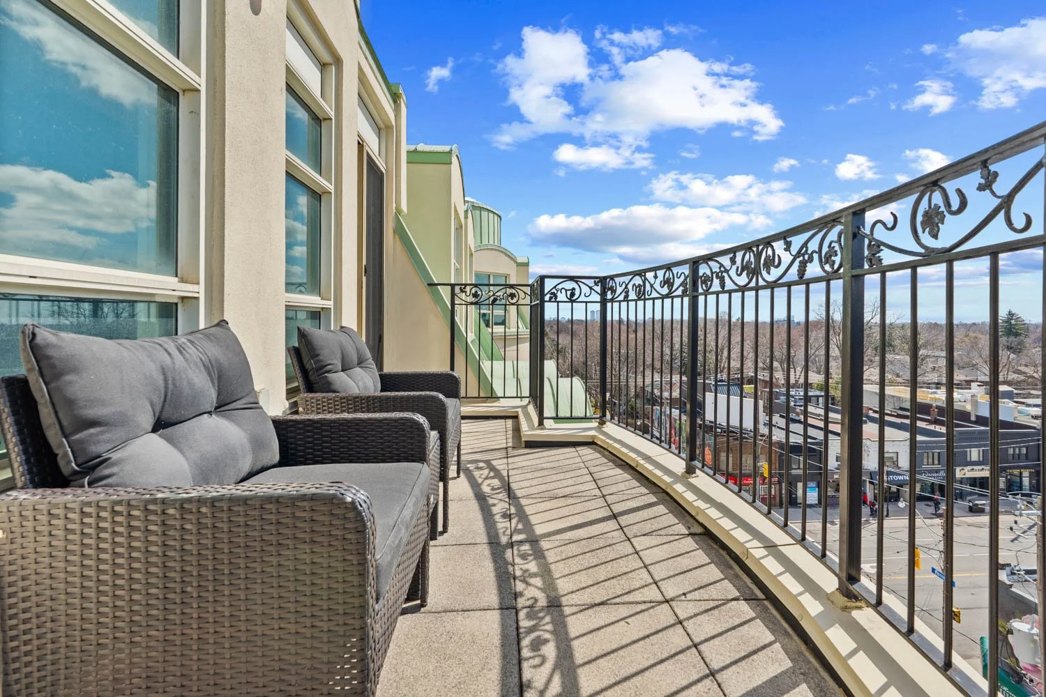 650 Mt Pleasant_029.jpg