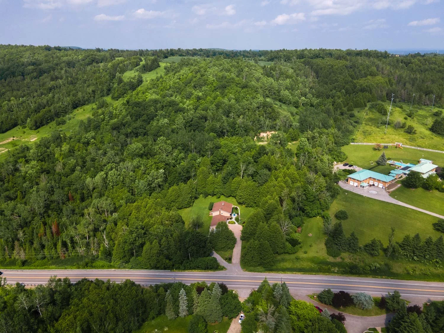 208 Ski Hill_117.jpg