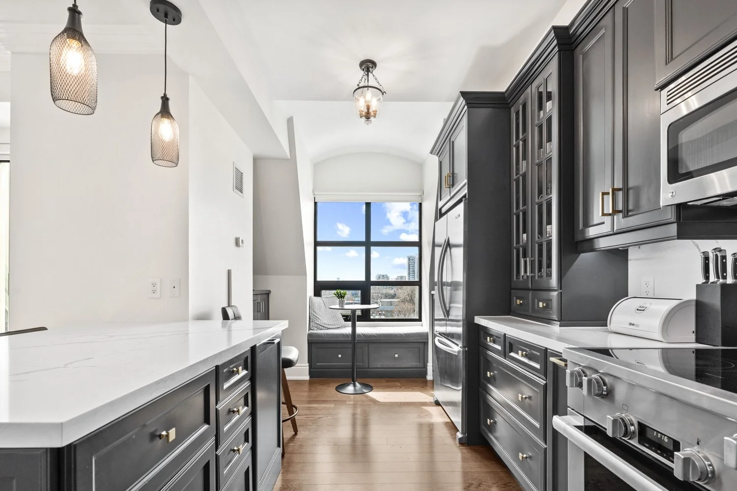 650 Mt Pleasant_011.jpg