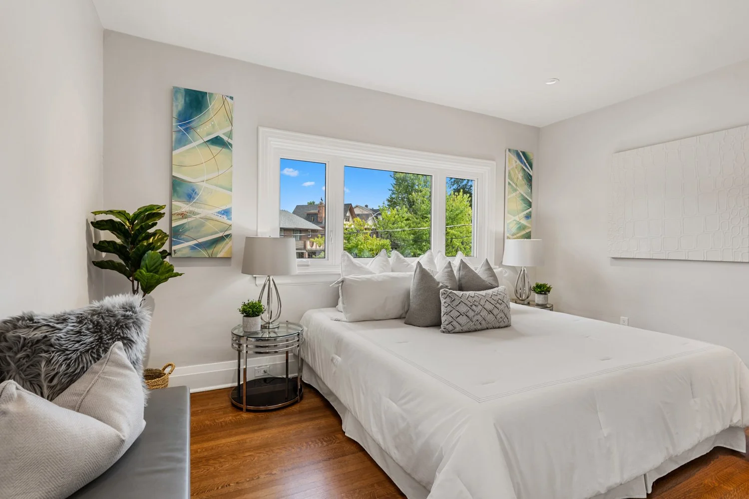 278 Montrose_023.jpg