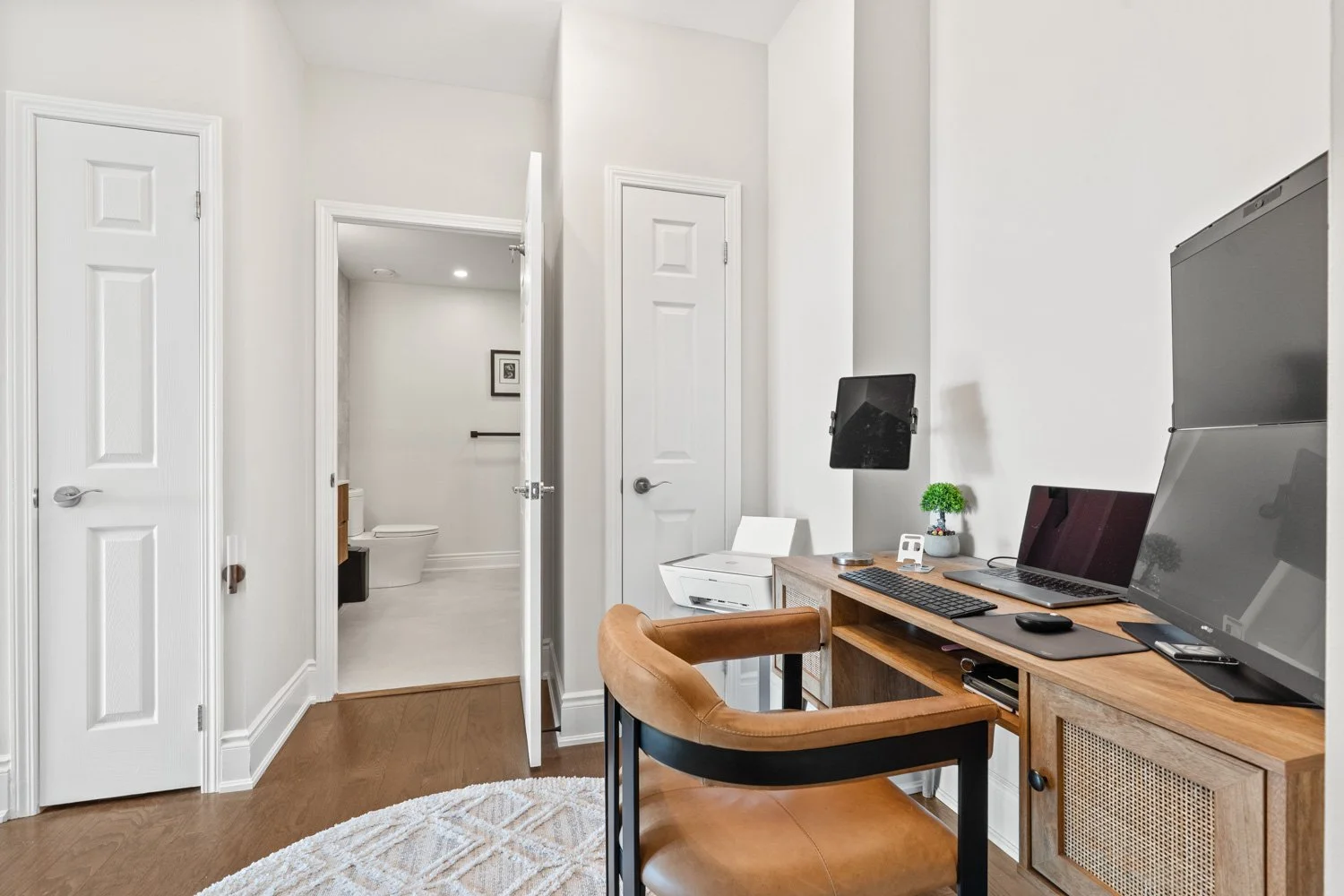 650 Mt Pleasant_027.jpg