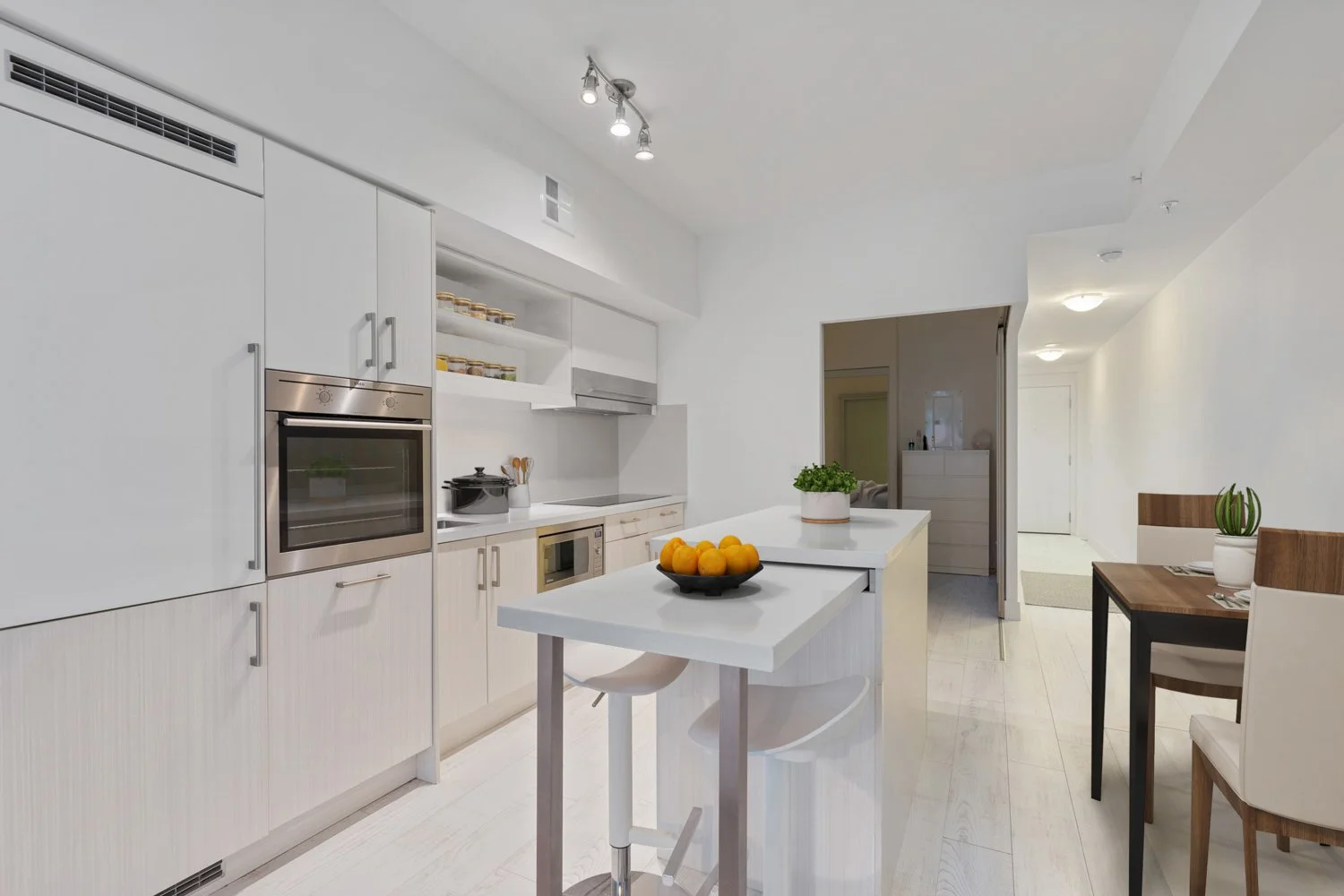 39 Sherbourne_003.jpg
