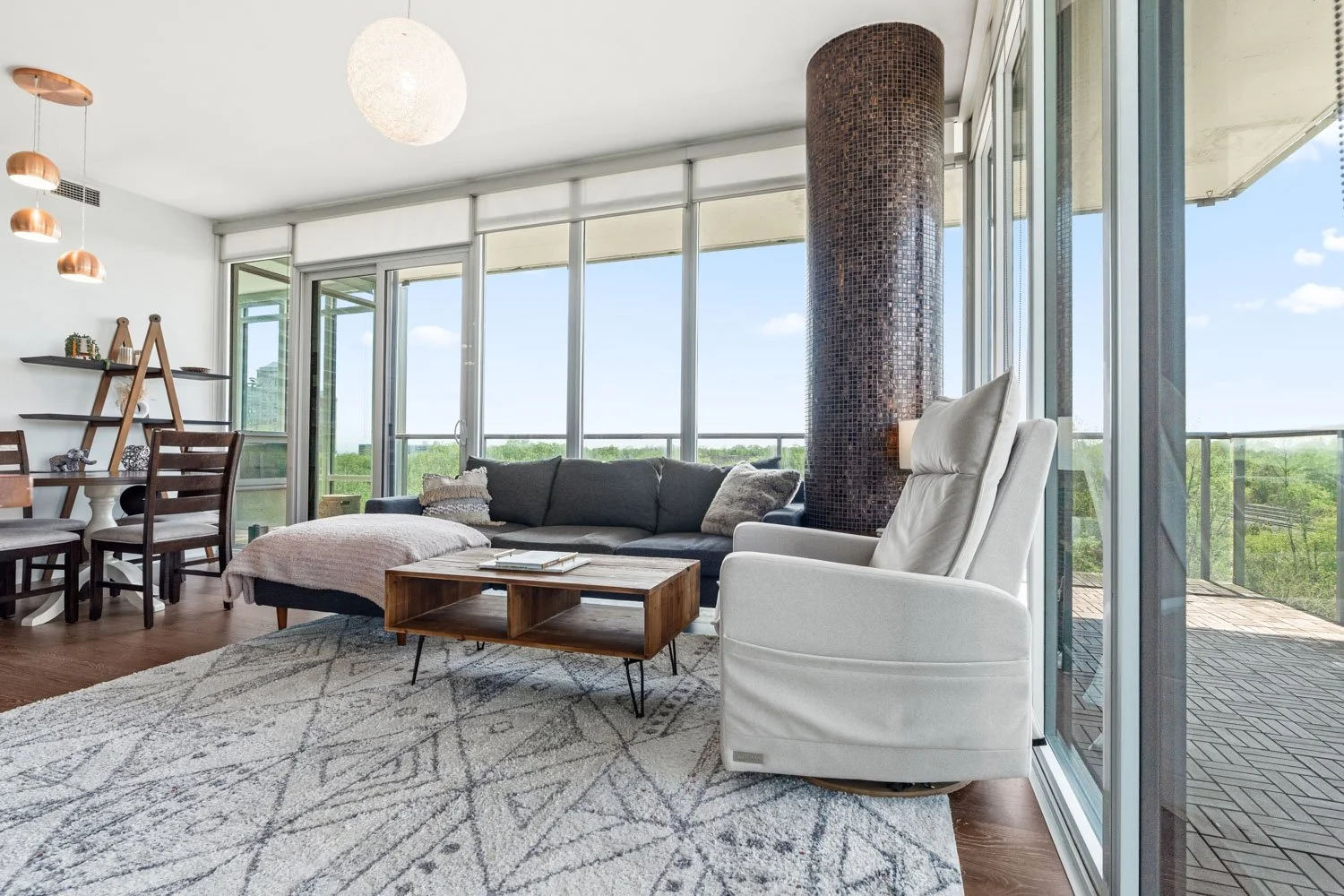 88 Parklawn_013.jpg