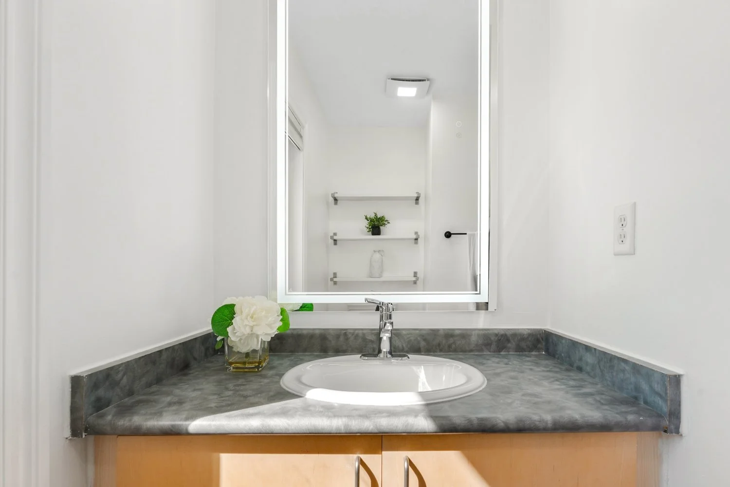 4773 Yorkshire avenue_027.jpg