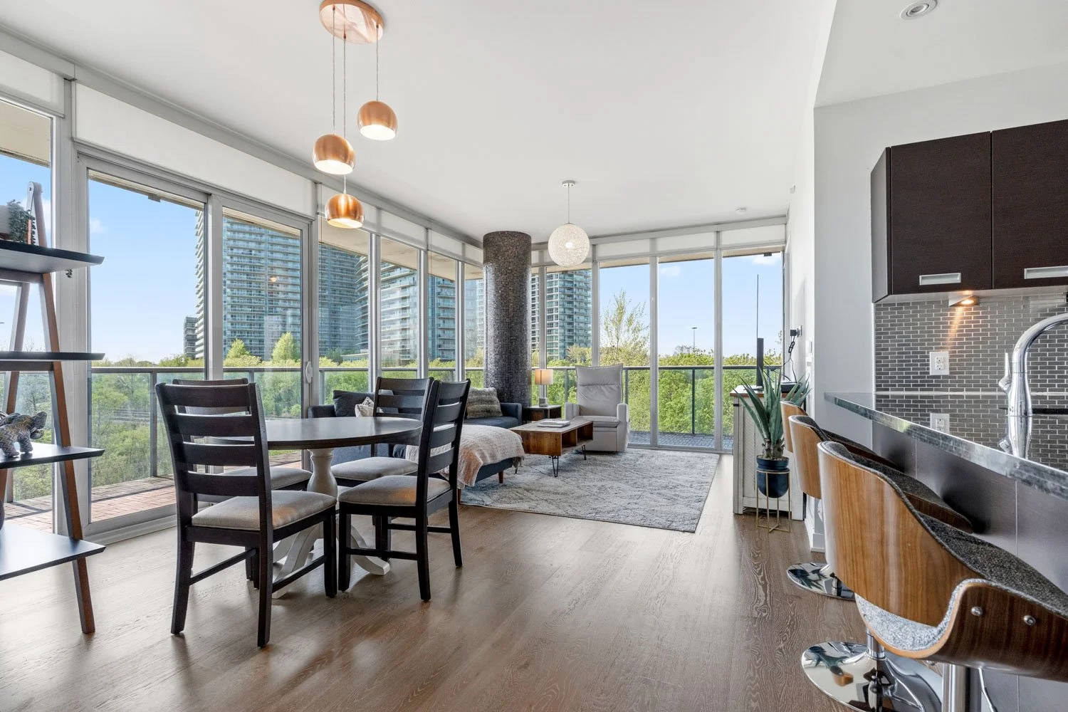 88 Parklawn_012.jpg