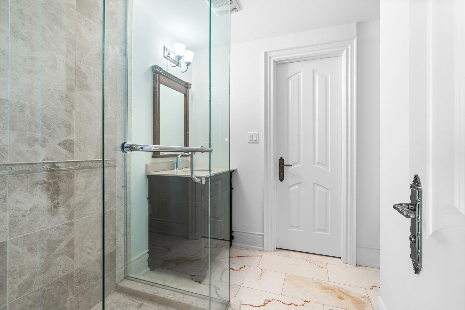 14 Tremont_062.jpg