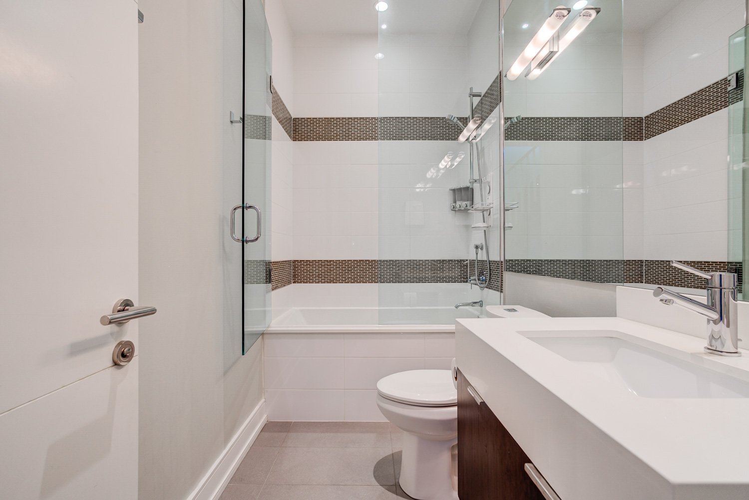 484 St Germain INT_046.jpg