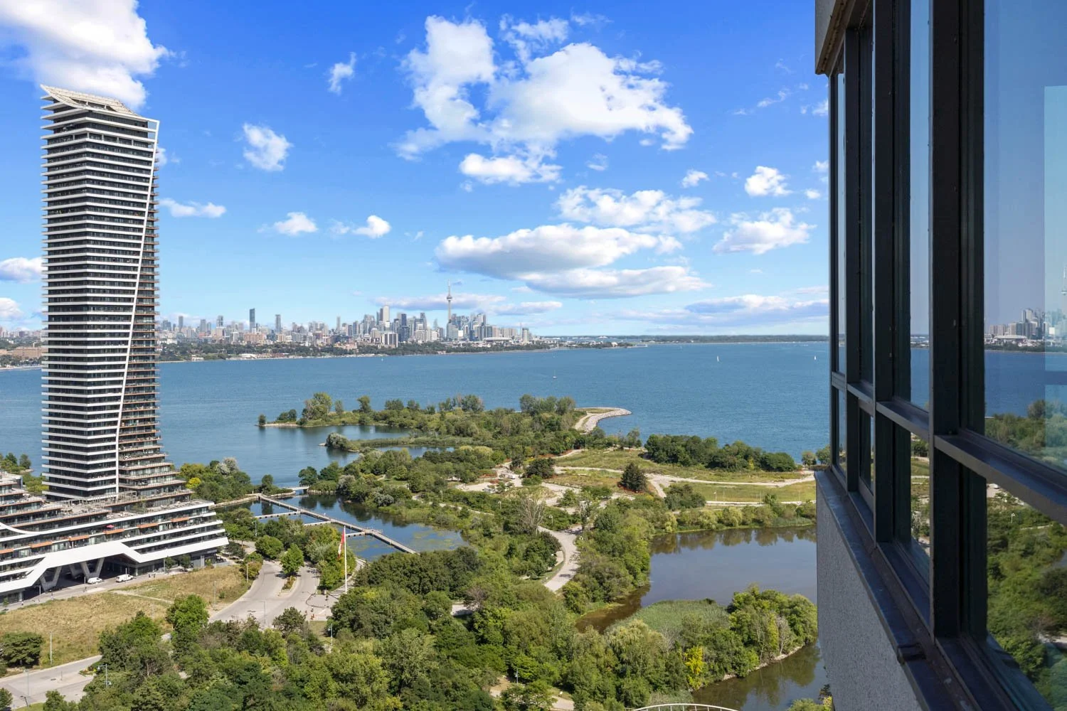 2240 Lakeshore #3006_071.jpg