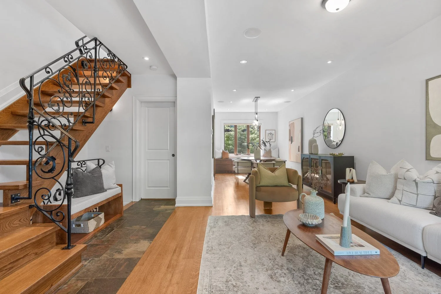 474 Armadale Ave_009.jpg