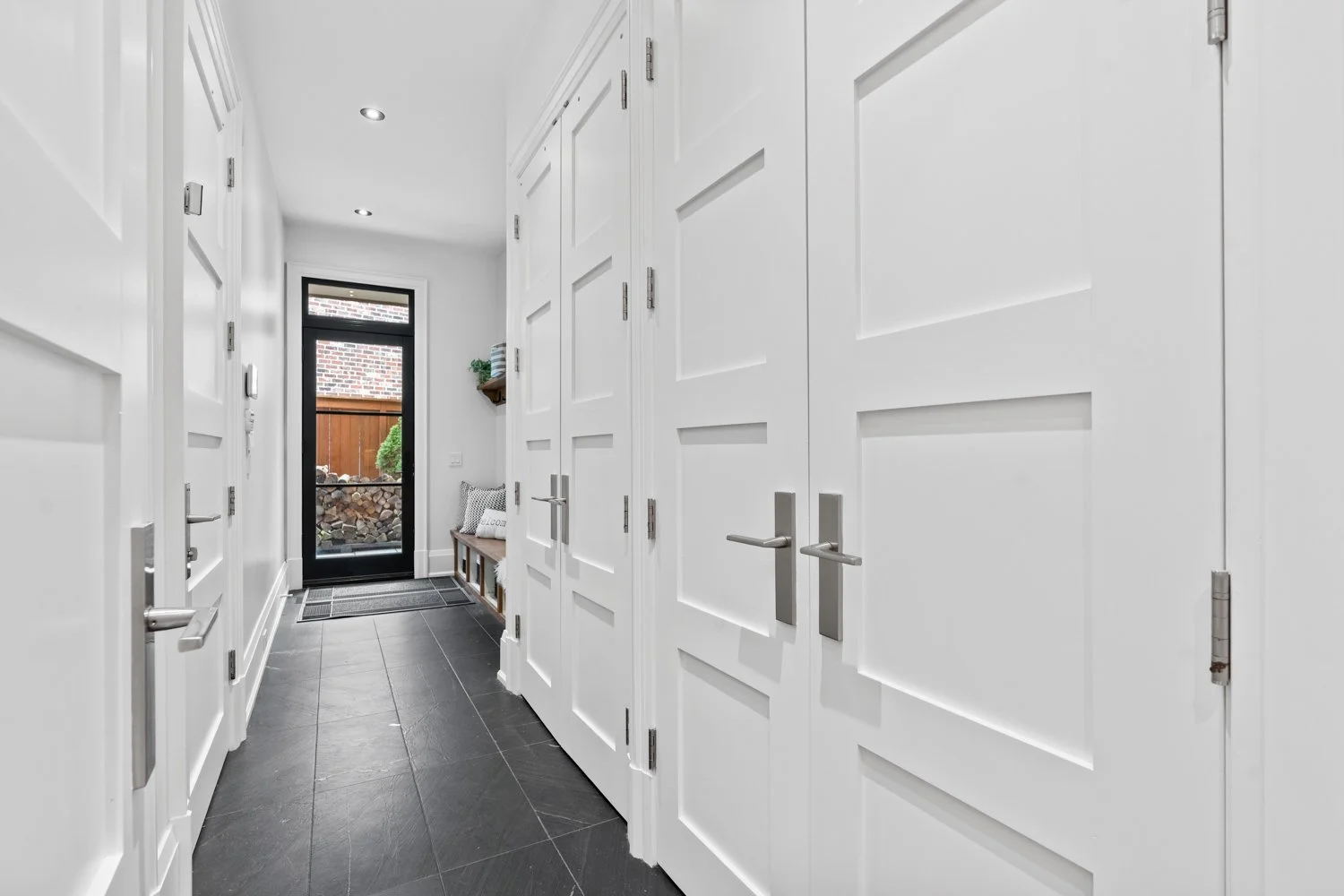 45 Norden Cres_022.jpg