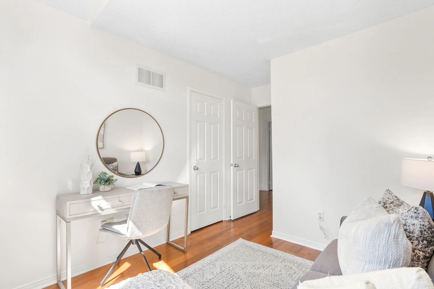 4773 Yorkshire avenue_029.jpg