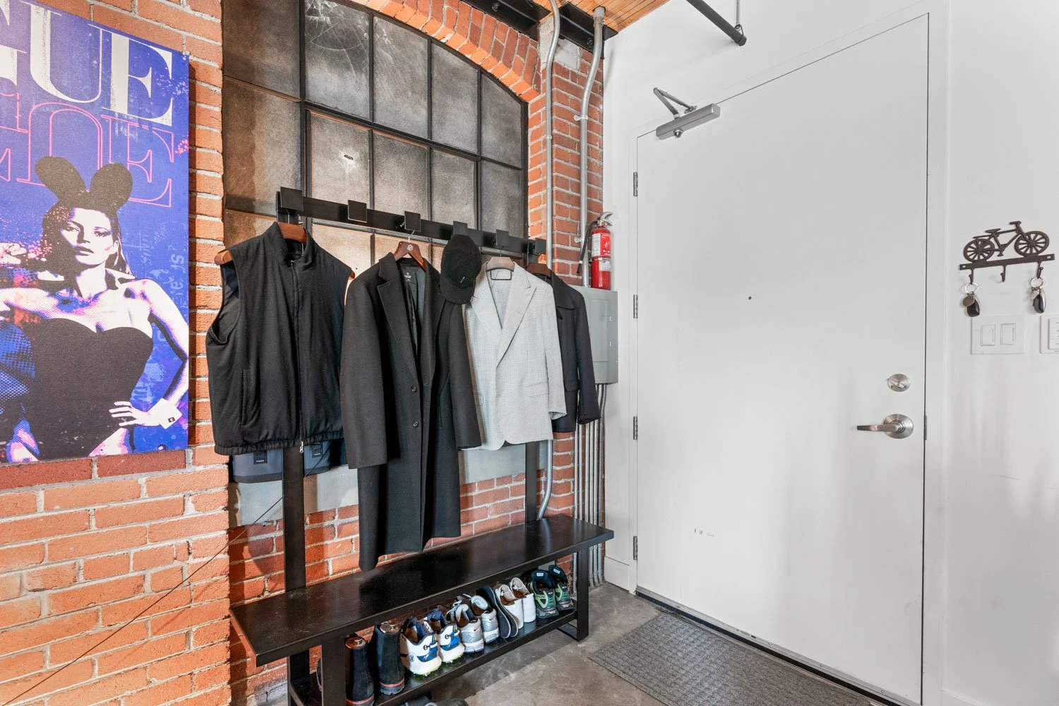 68 Broadview_024.jpg