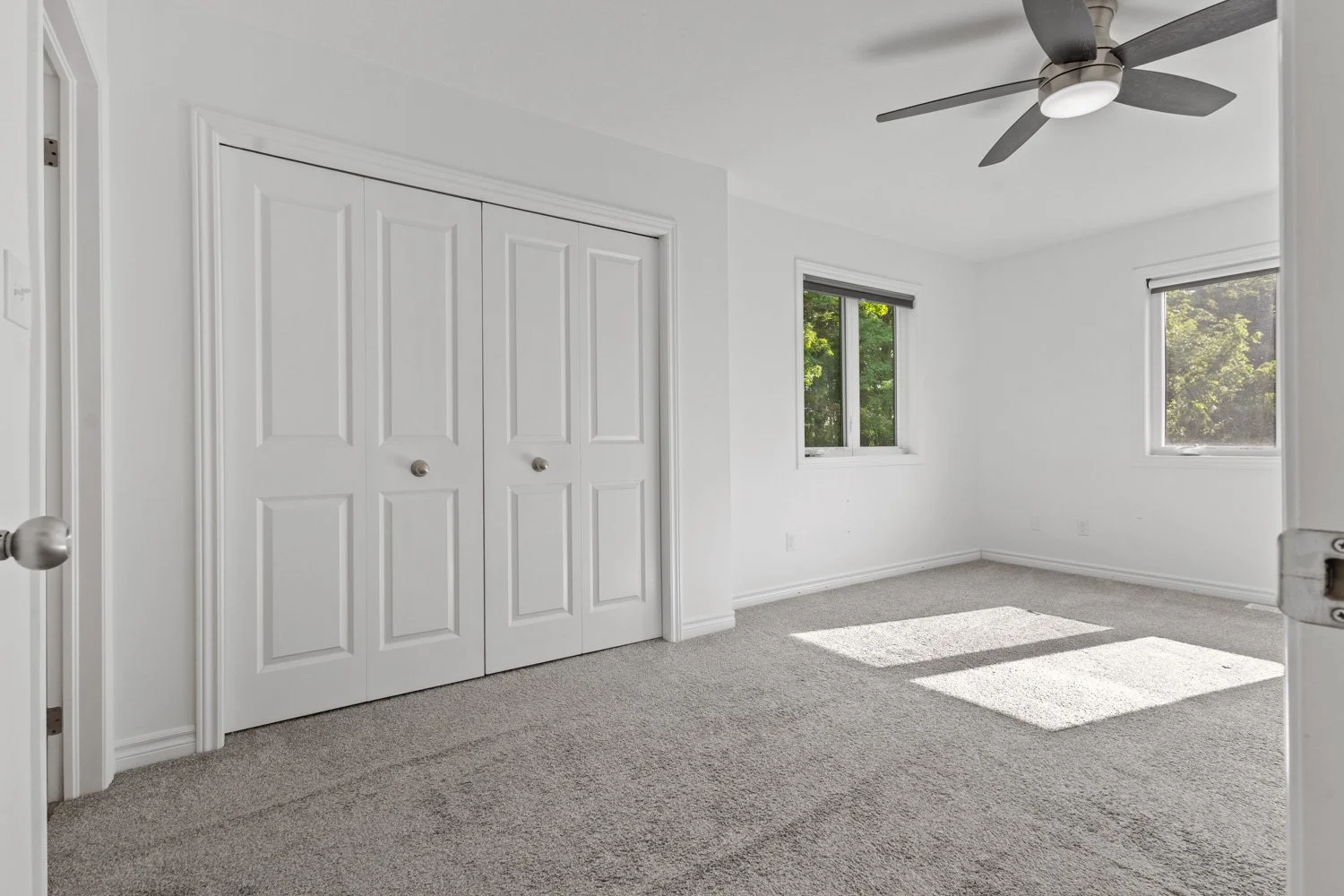 91 Woodedge circle_022.jpg