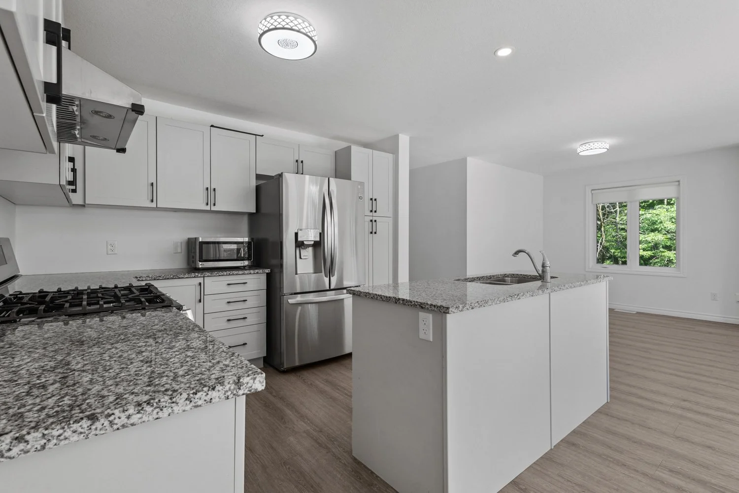 91 Woodedge circle_013.jpg
