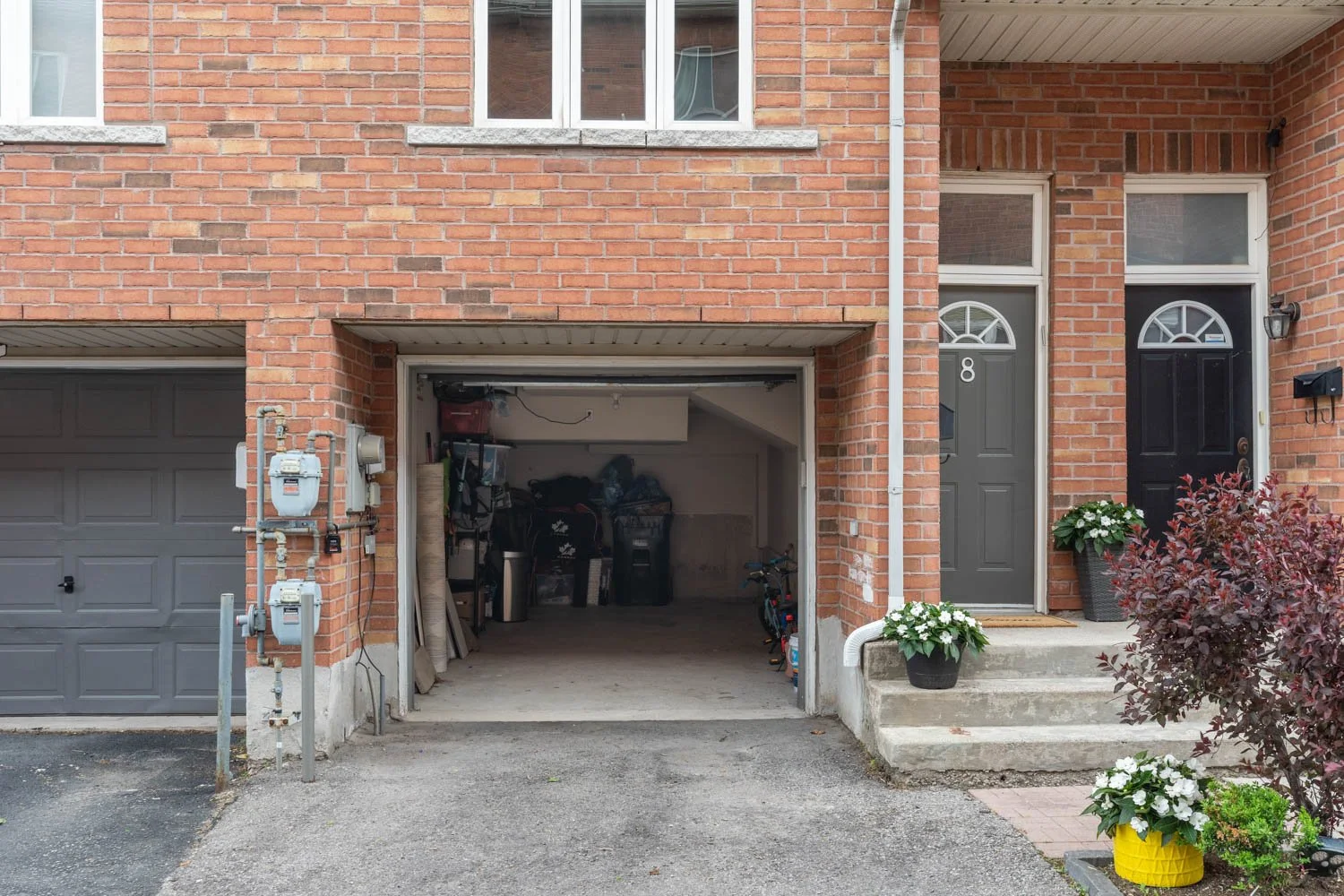 8 Grogan Mews_039.jpg