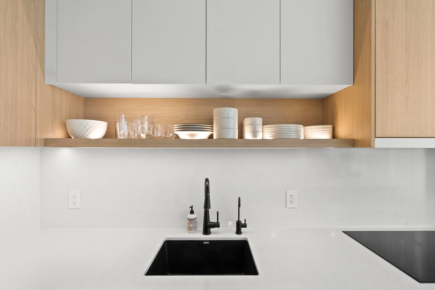 188 Eglinton_011.jpg