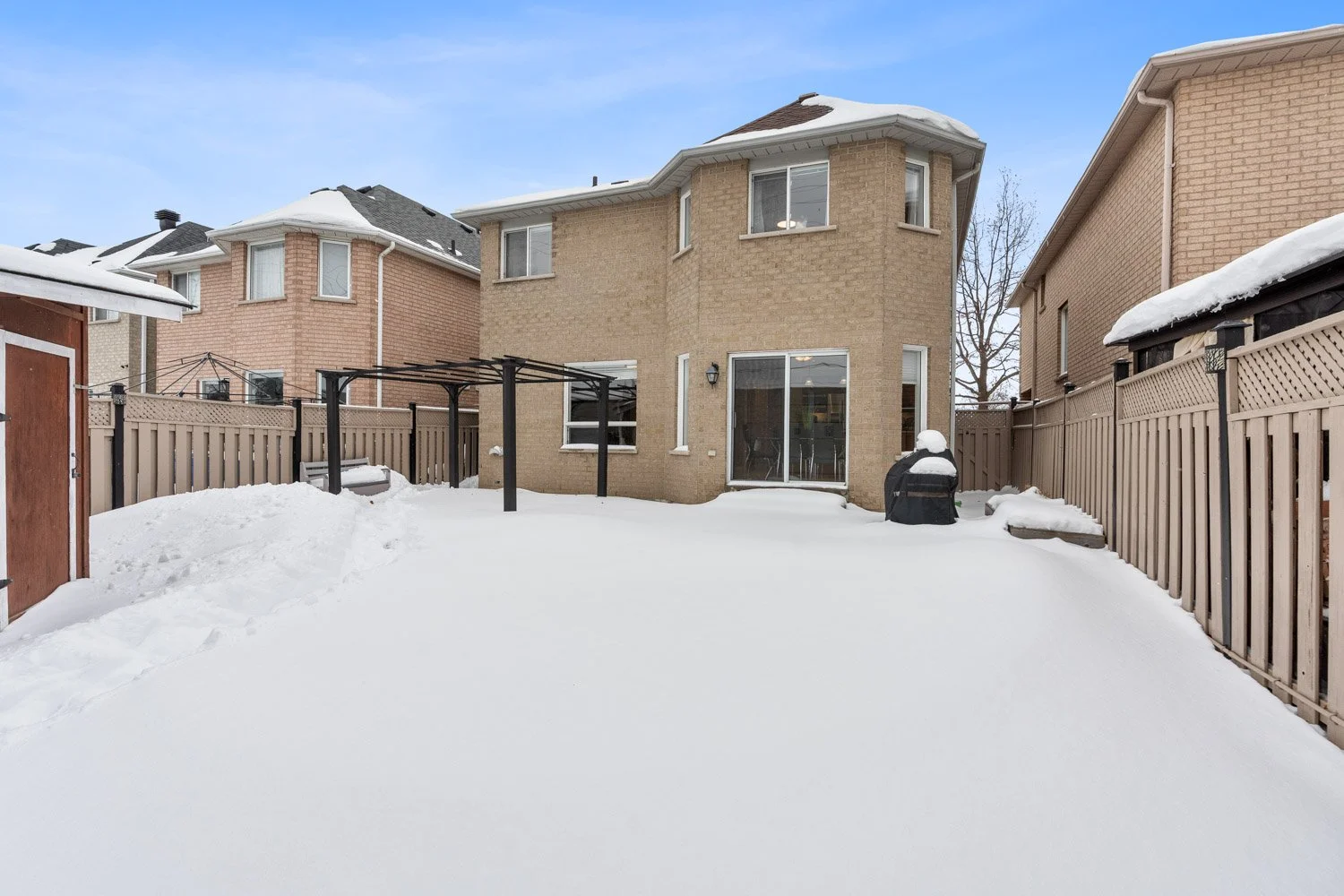 182 Waterbury_045.jpg