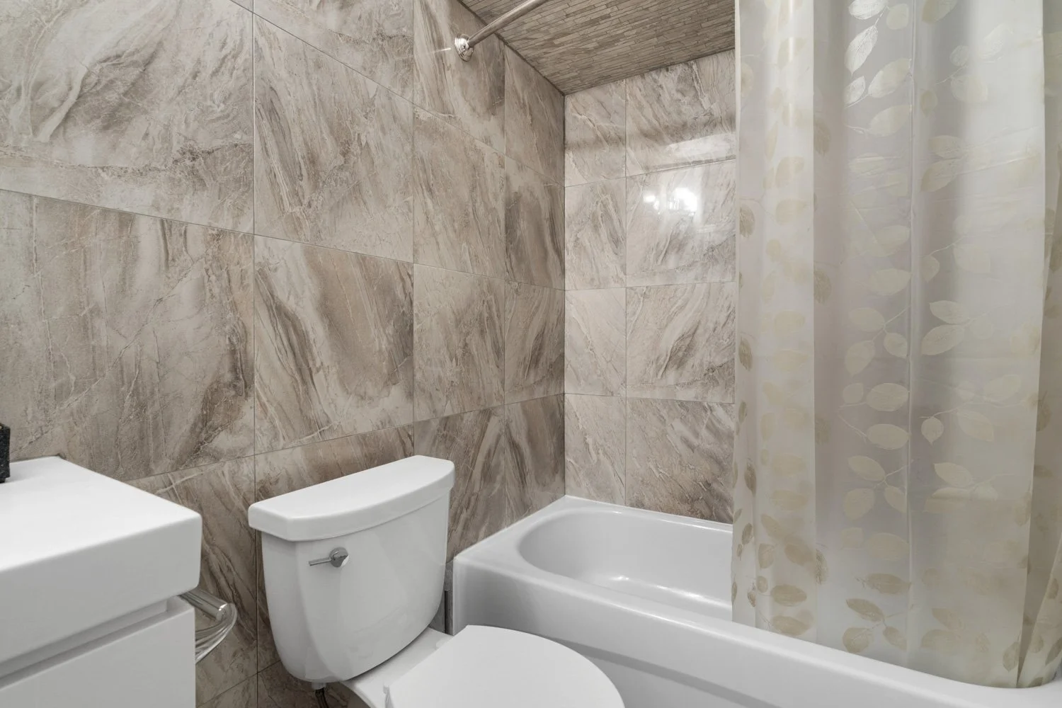 185 Lippincott_040.jpg