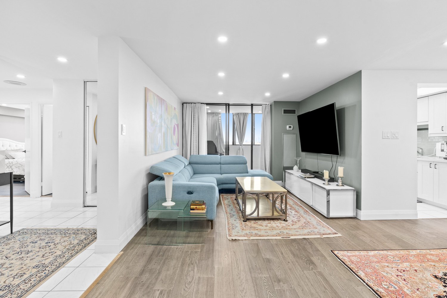 133 Torresdale Ave_009.jpg