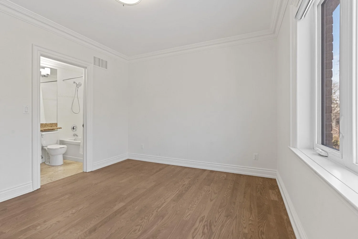 40 Hilldowntree_047.jpg