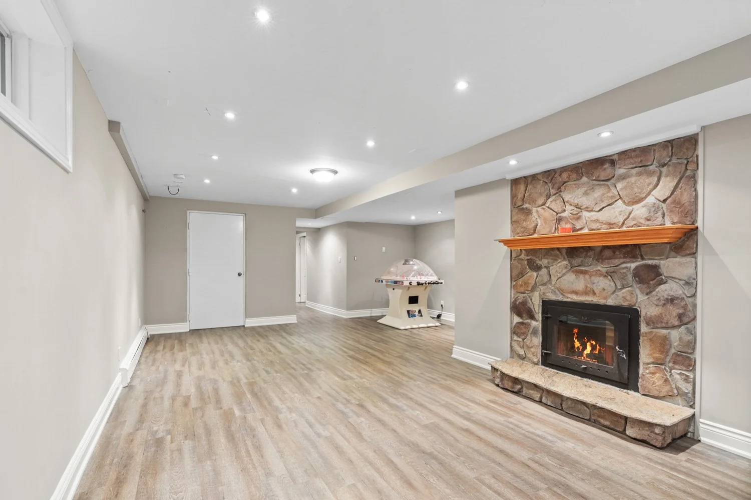15175 Keele St_060.jpg
