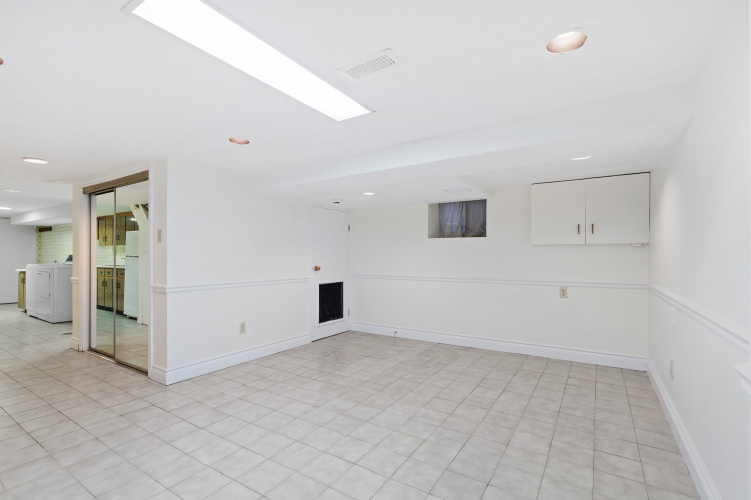 921 Lansdowne_035.jpg