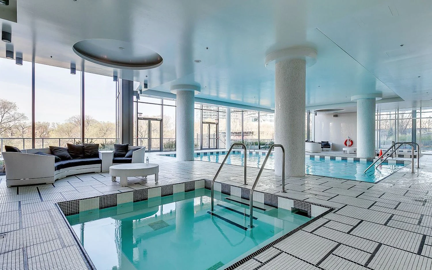 88 Parklawn_040.jpg