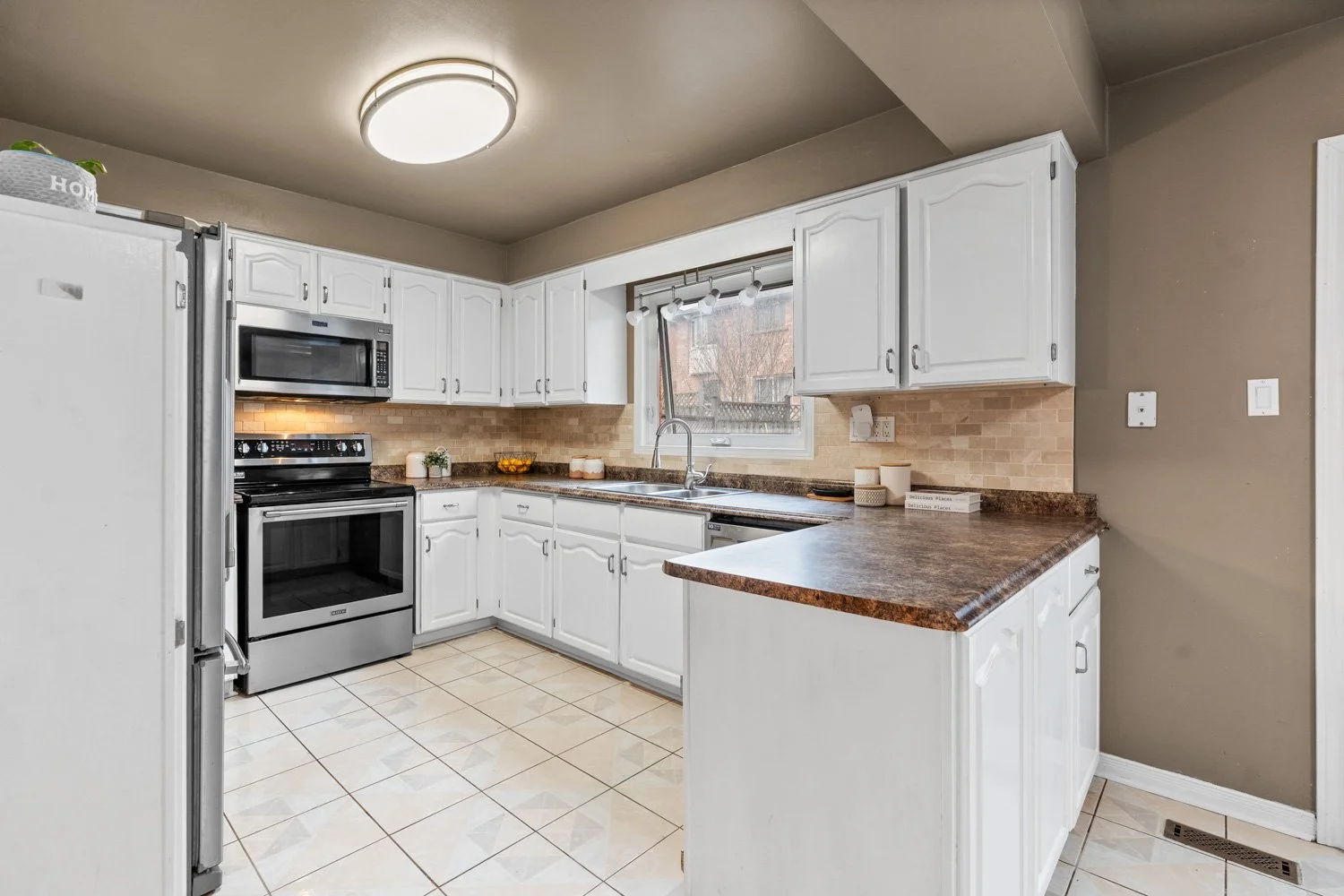 83 Bergin Rd_016.jpg