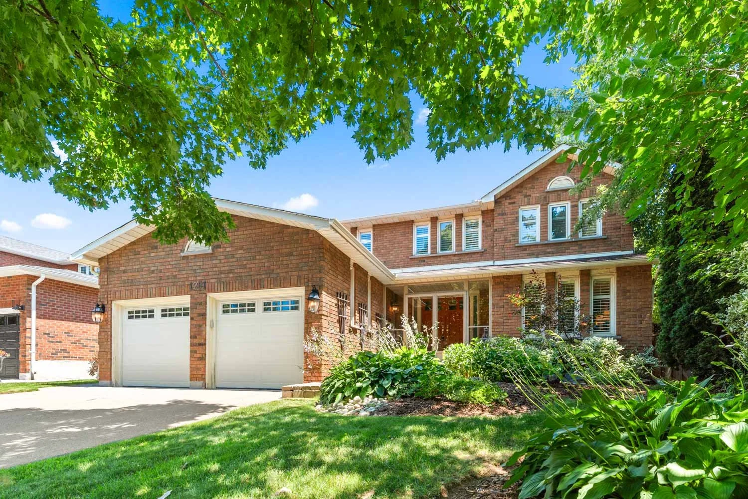 1291 Windrush Drive_003.jpg