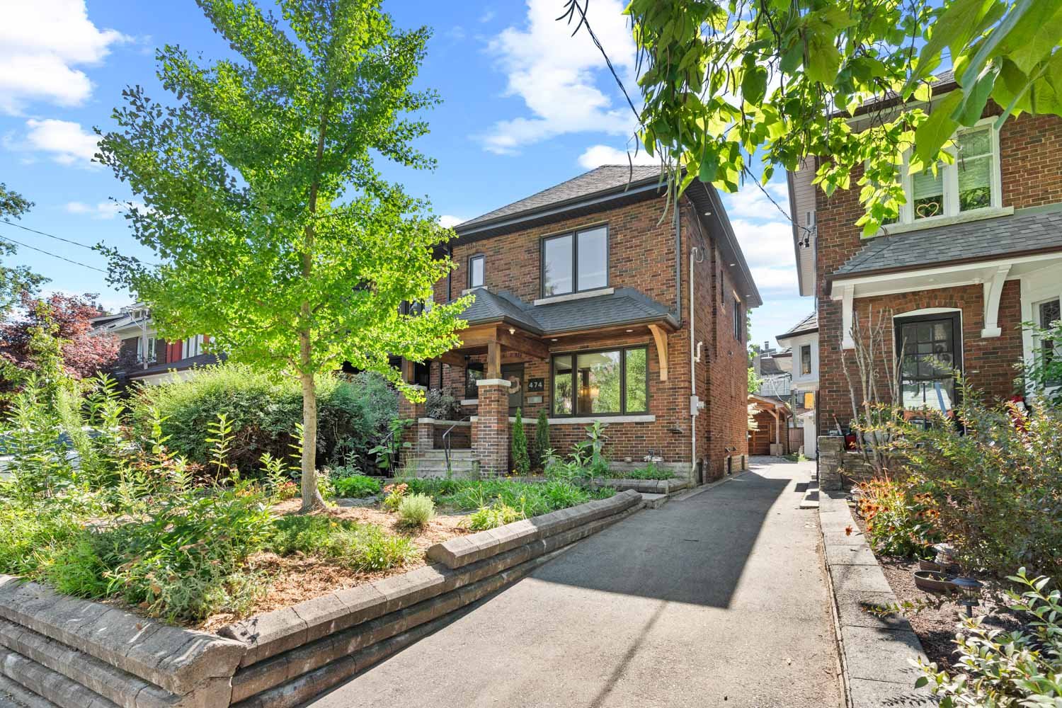 474 Armadale Ave_001.jpg