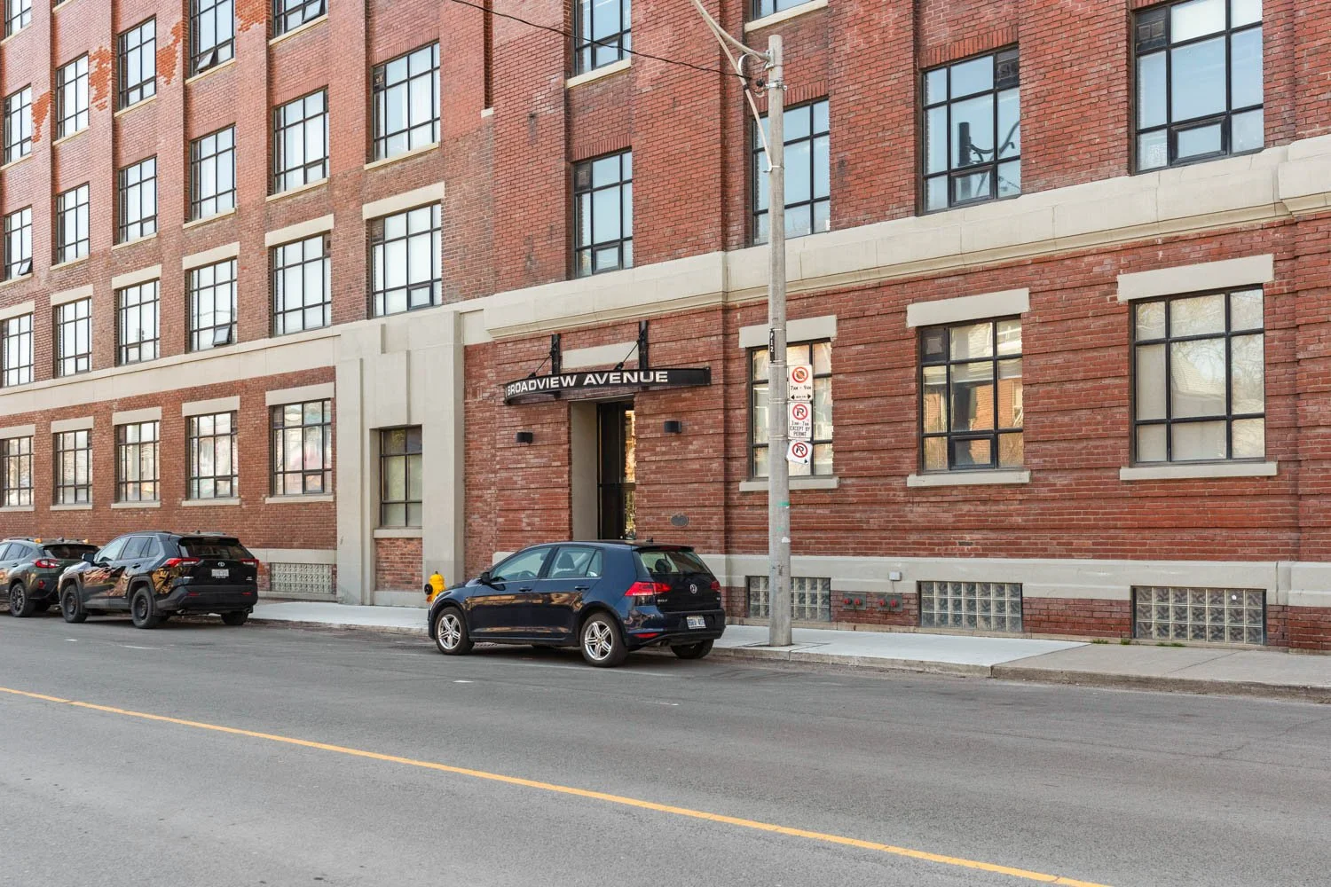 68 Broadview_031.jpg