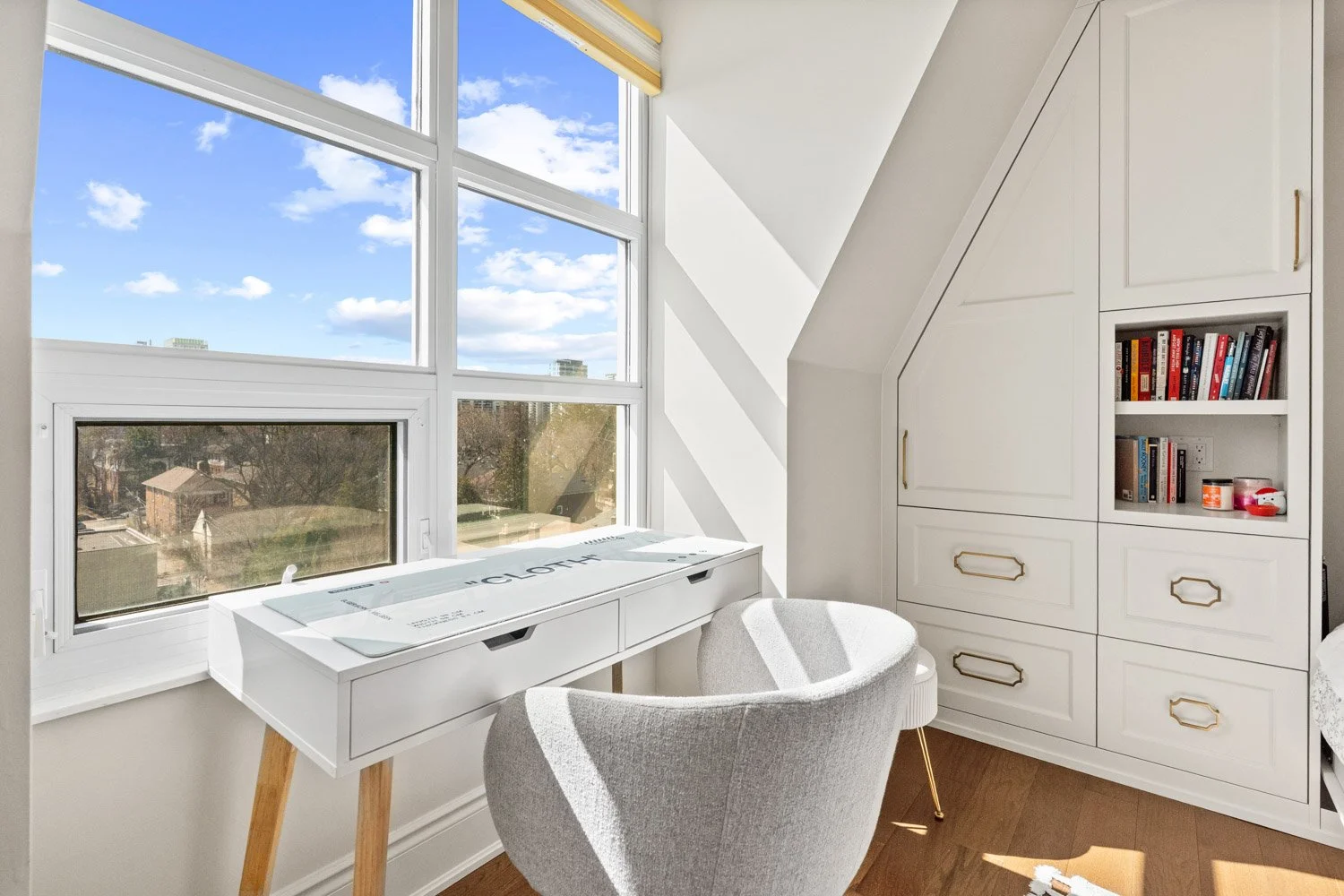 650 Mt Pleasant_033.jpg