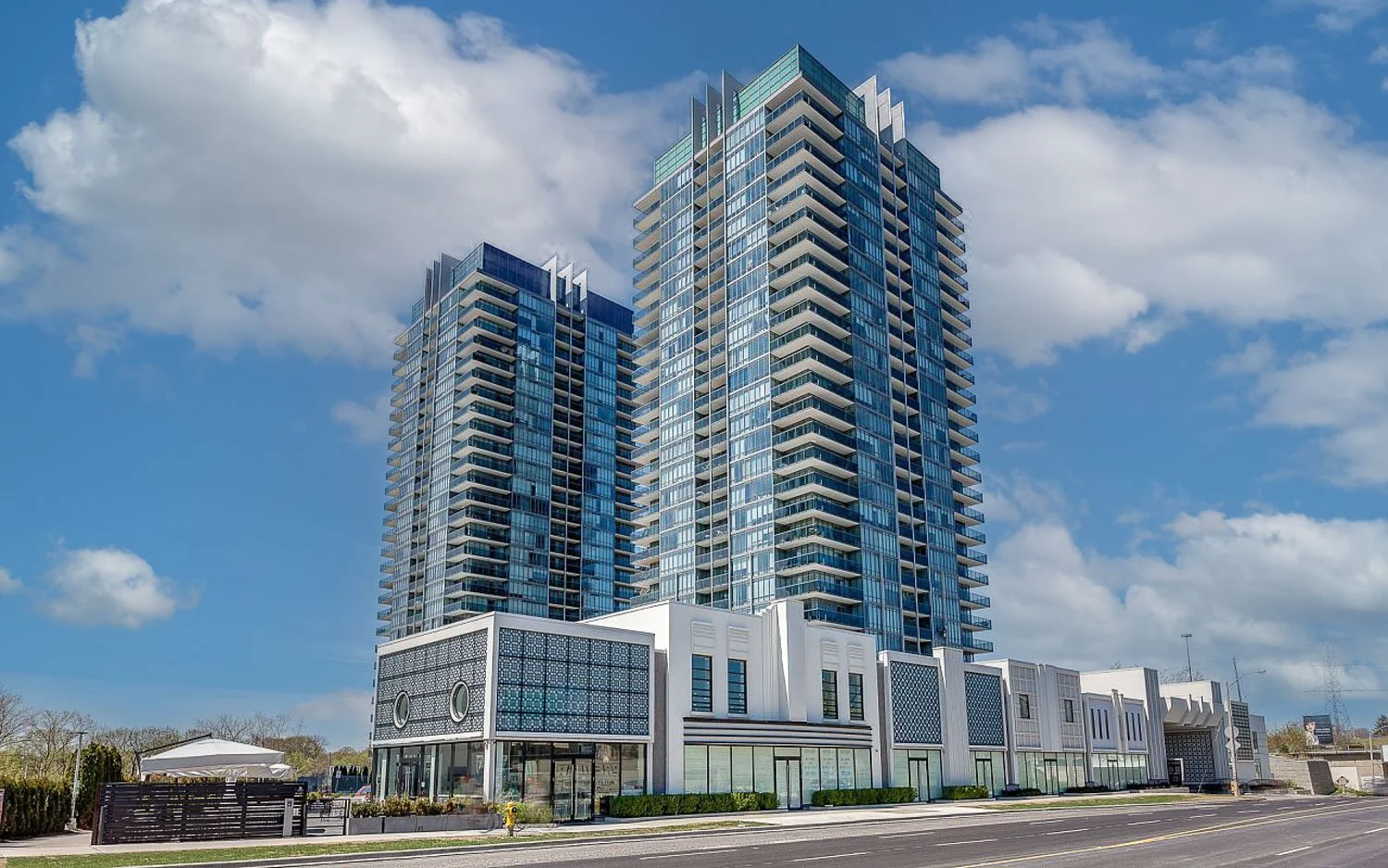 88 Parklawn_001.jpg