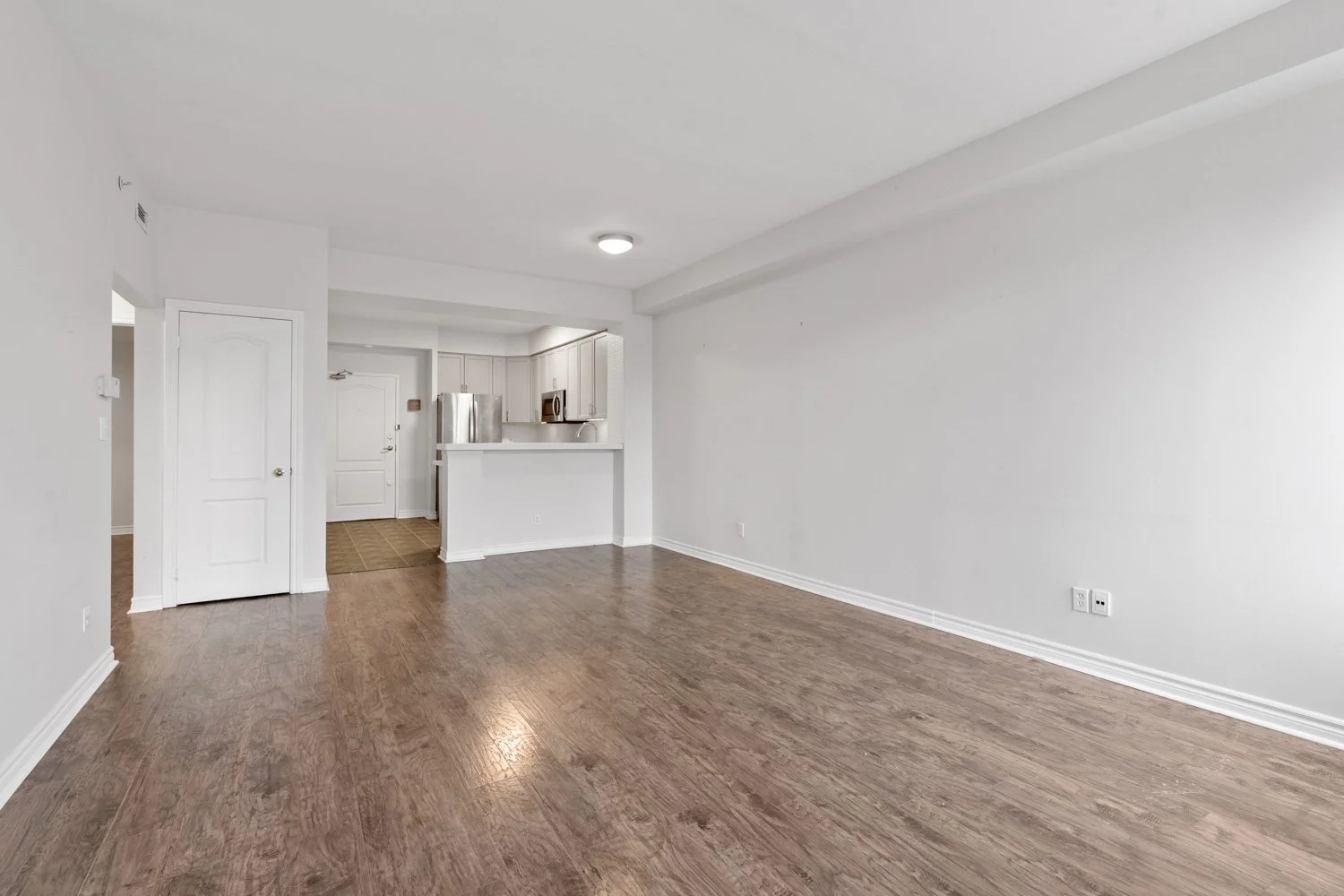 3531 lakeshore_008.jpg