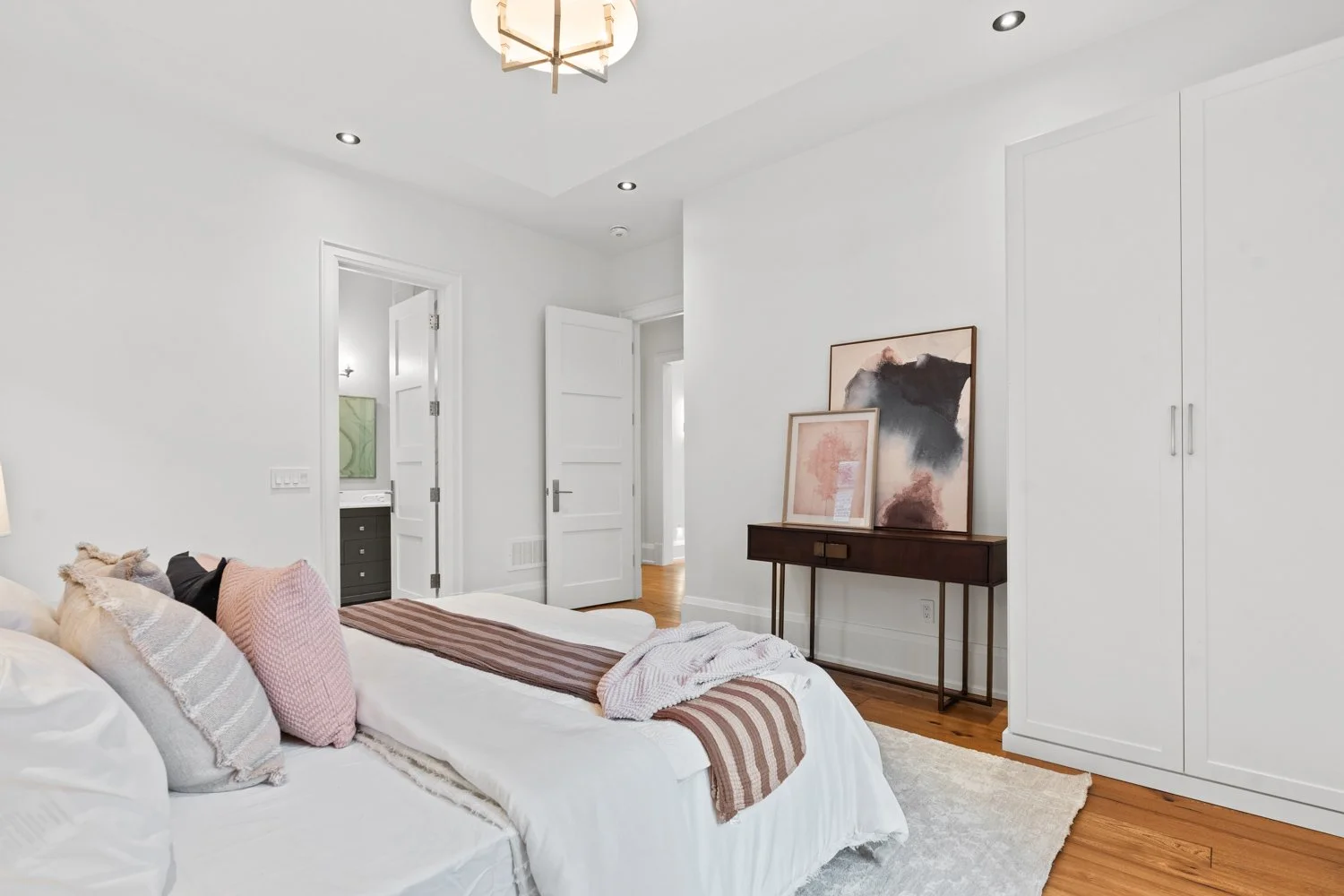 45 Norden Cres_056.jpg