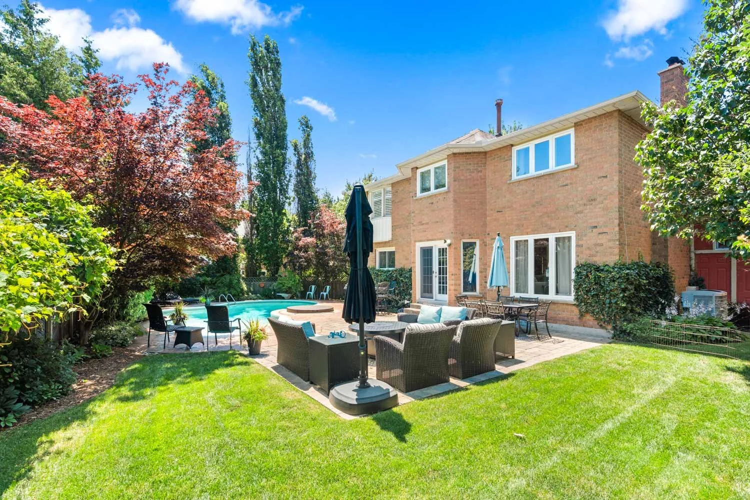 1291 Windrush Drive_004.jpg