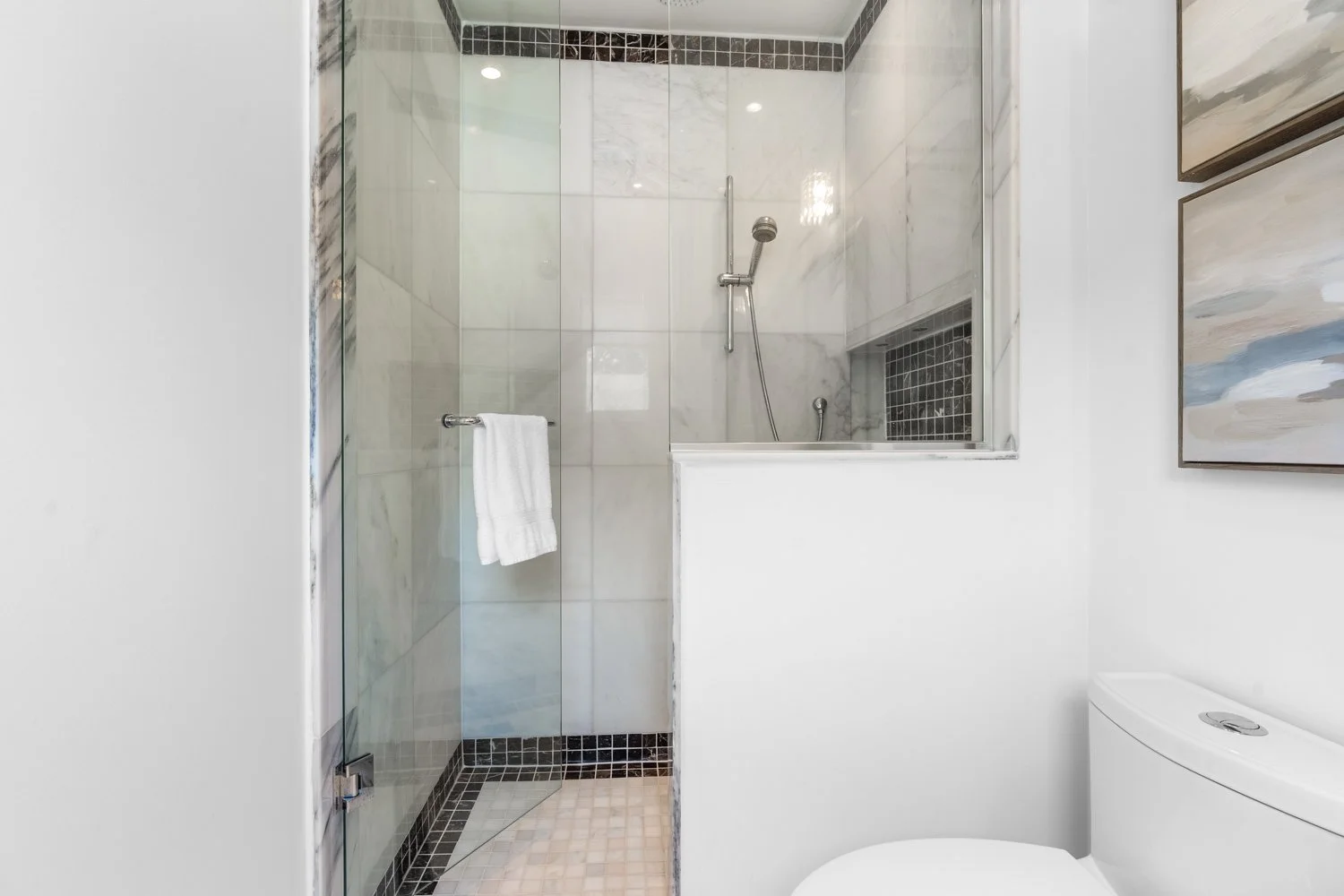 14 Tremont_045.jpg