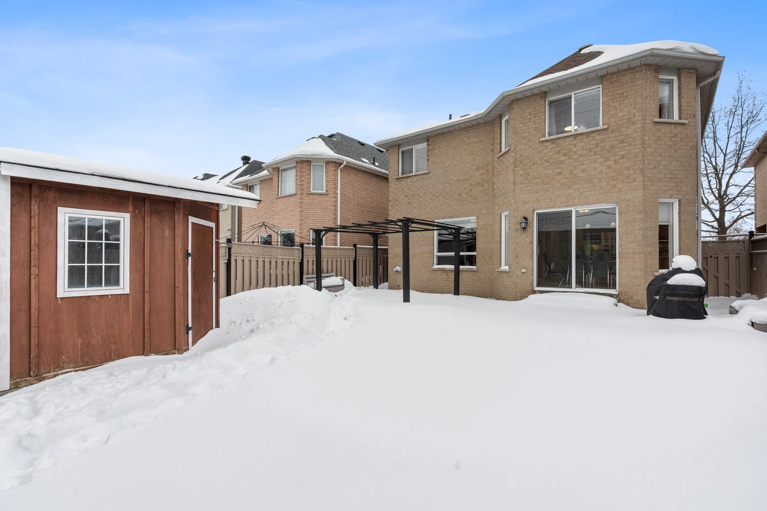 182 Waterbury_044.jpg