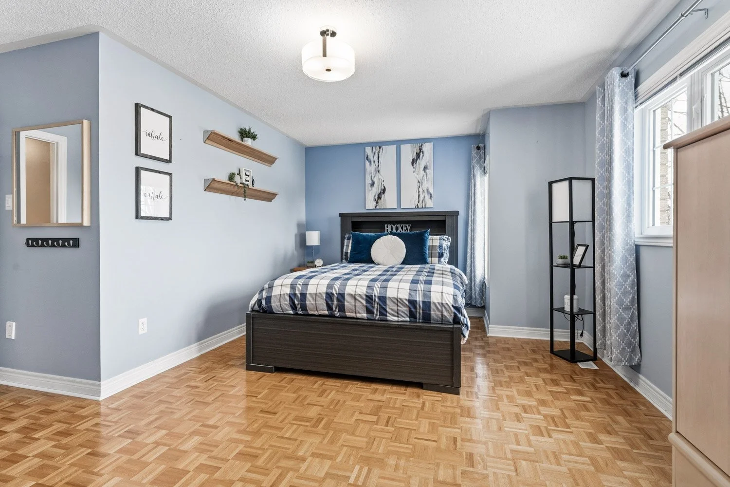 182 Waterbury_026.jpg