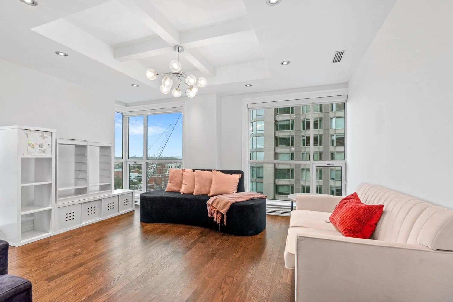 38 Avenue Rd_013.jpg