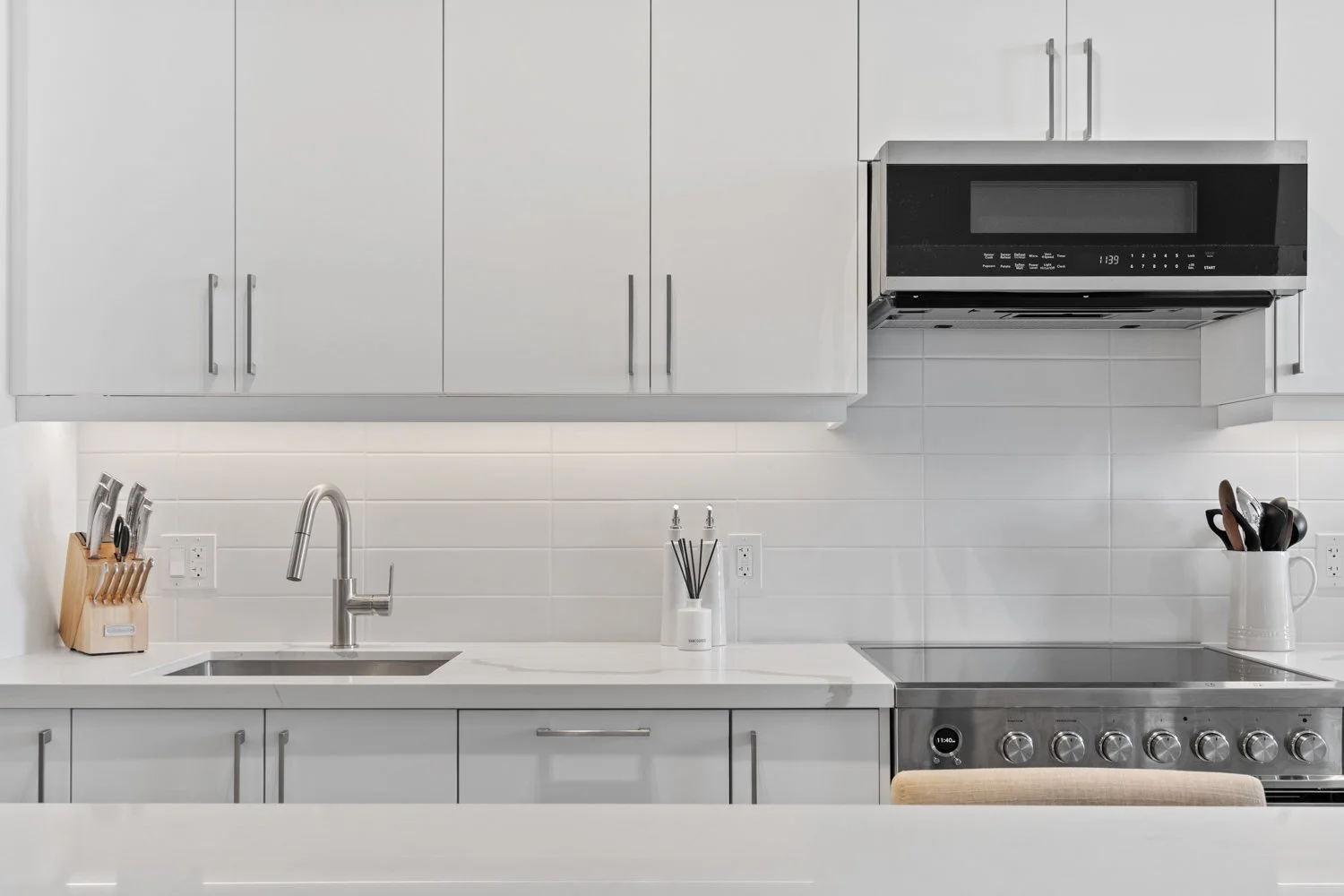 2075 King Rd_004.jpg