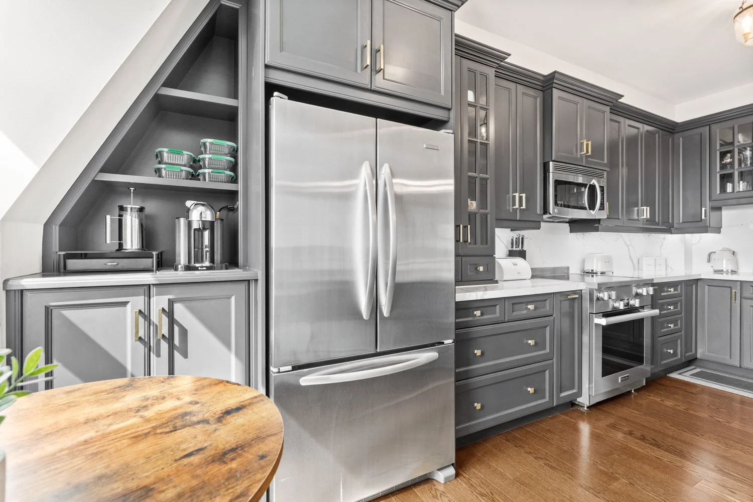 650 Mt Pleasant_013.jpg