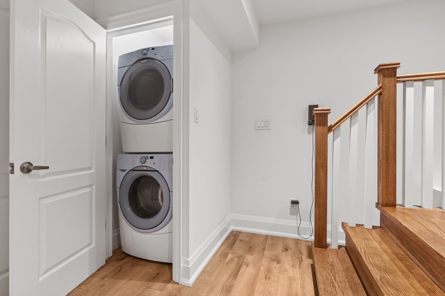 474 Armadale Ave_042.jpg