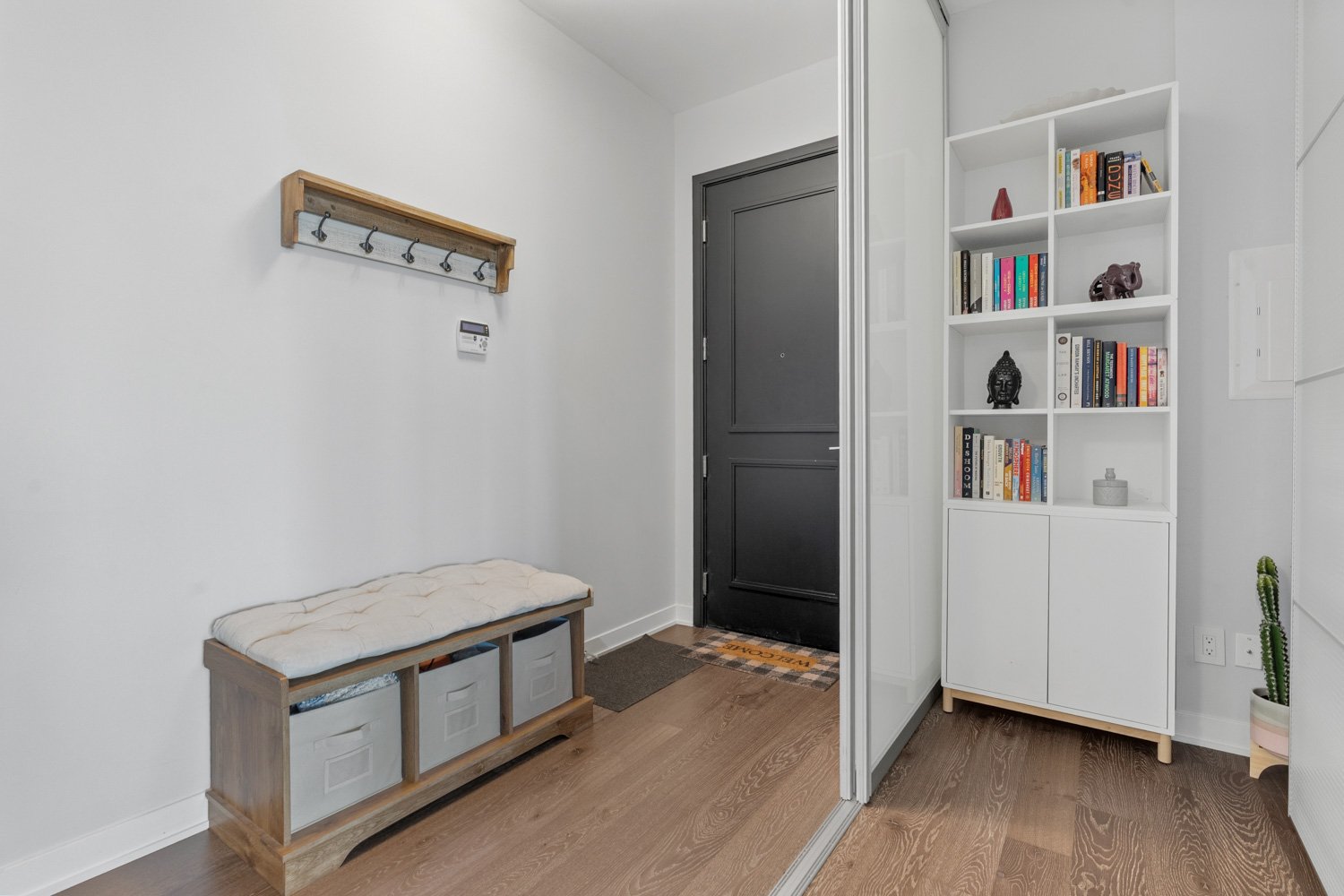 88 Parklawn_032.jpg