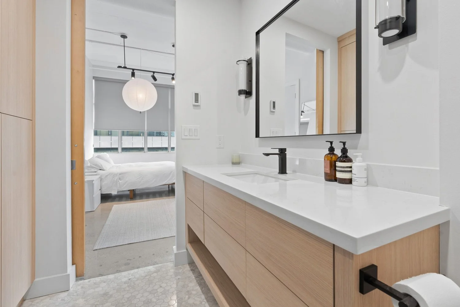 188 Eglinton_029.jpg
